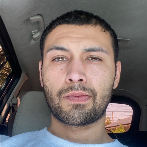 Meet your Posher, Fernando - Picture 1 of 1